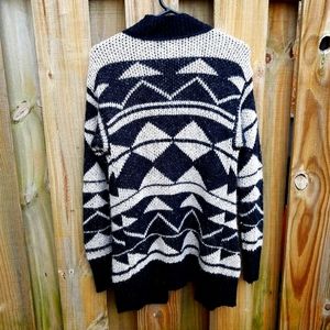 Mossimo aztec black white cardigan xs